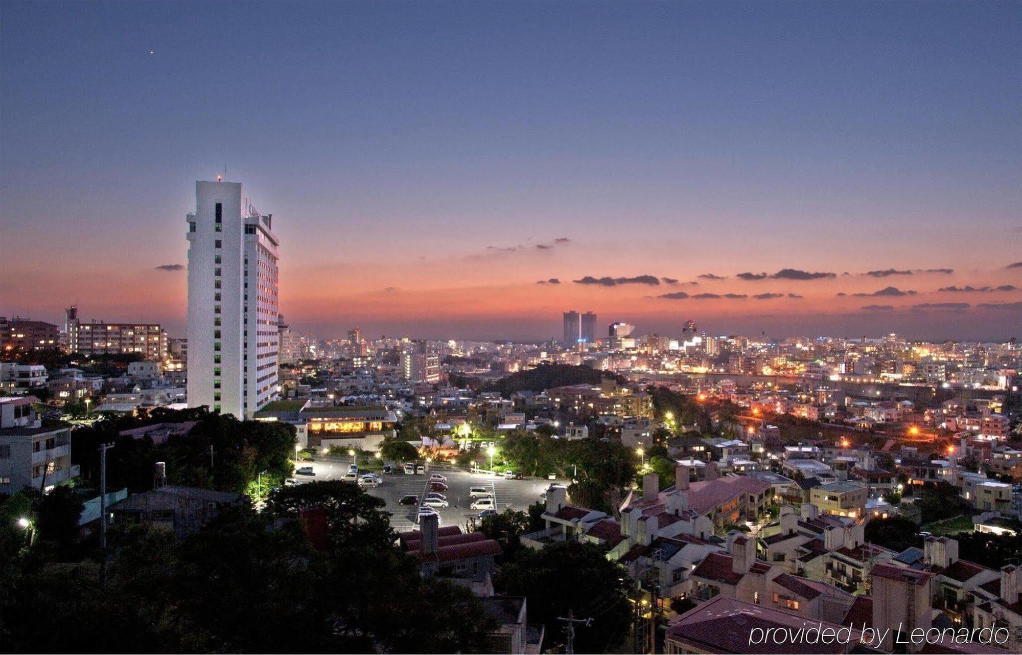 Doubletree By Hilton Naha Shuri Castle Exteriér fotografie